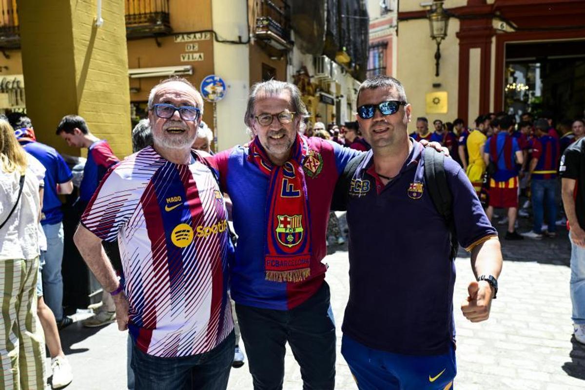 Fanii celor de la Barcelona au făcut show în Sevilla înaintea meciului cu Real Madrid