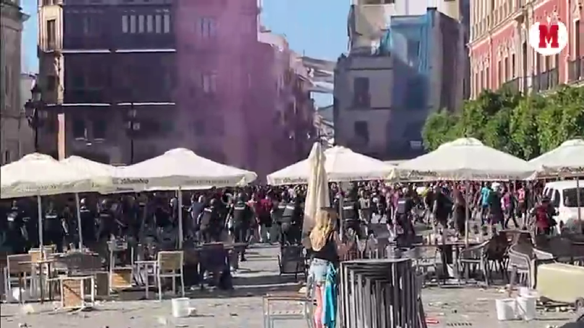 Incident între fanii de la Barcelona și jandarmi înainte de meciul cu Real Madrid