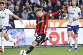 Alex Maxim a marcat cu o „bombă” în poarta lui Fenerbahce » Cât s-a terminat duelul cu Jose Mourinho