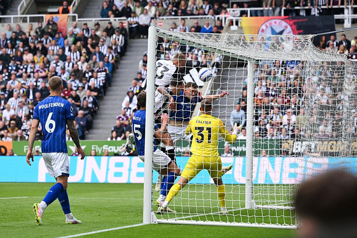 Newcastle - Ipswich