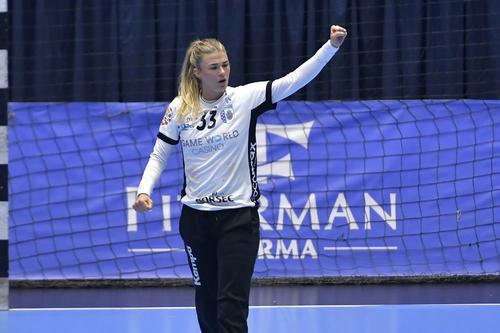 Tess Wester, în echipamentul lui CSM București/Foto: Imago Images