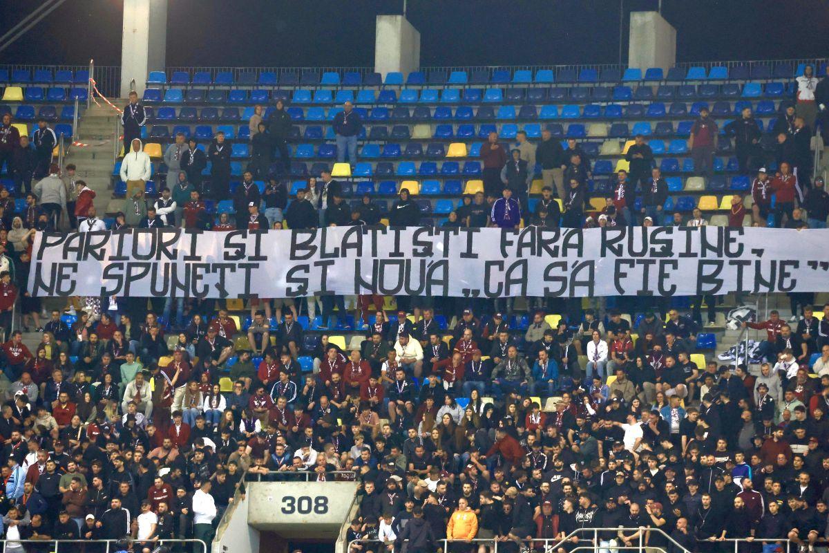 Mesajele afișate de Rapid cu Dinamo