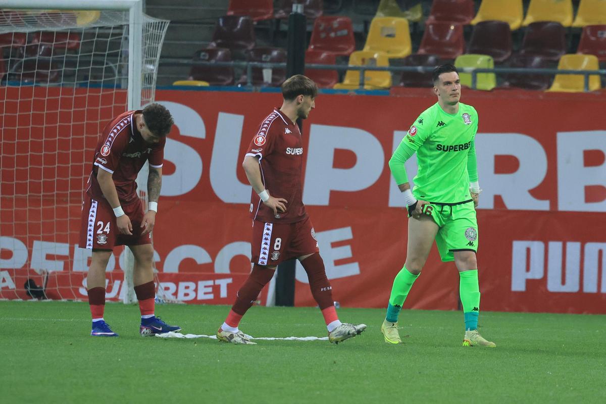 Rapid a rămas în poartă cu Briciu, din primele minute ale derby-ului cu Dinamo!