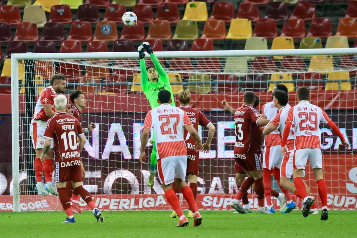 Ovidiu Ioanițoaia numește marea decepție din Dinamo - Rapid: „Gândește bine fotbalul, dar îl joacă prost”