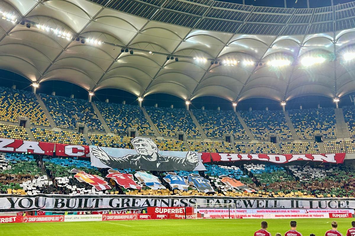 PCH și-a luat adio: scenografie in memoriam Mircea Lucescu, cu Hagi în peluza roș-albă » Giuleștenii au aplaudat!