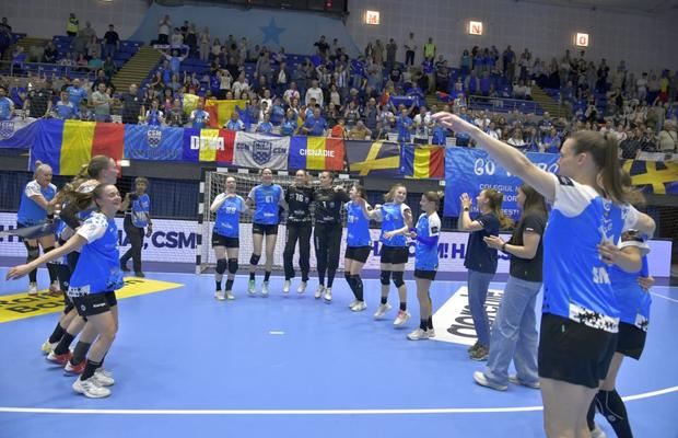 CSM București desființează două secții sportive, dar își trimite gratuit angajații la turneul de handbal Final Four de la Budapesta