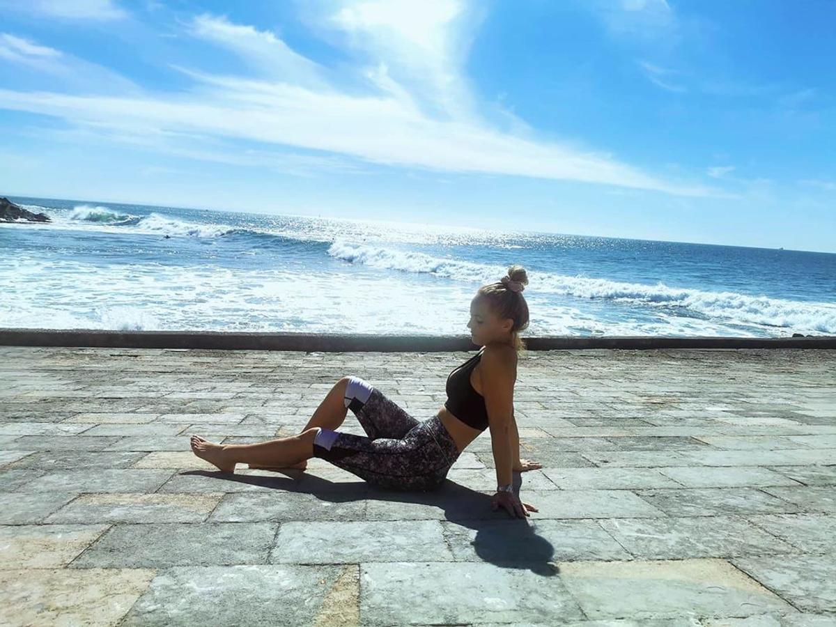 GALERIE FOTO La 40 de ani e mai hot ca niciodată! Fata de antrenor care a încins Instagramul cu ultima poză