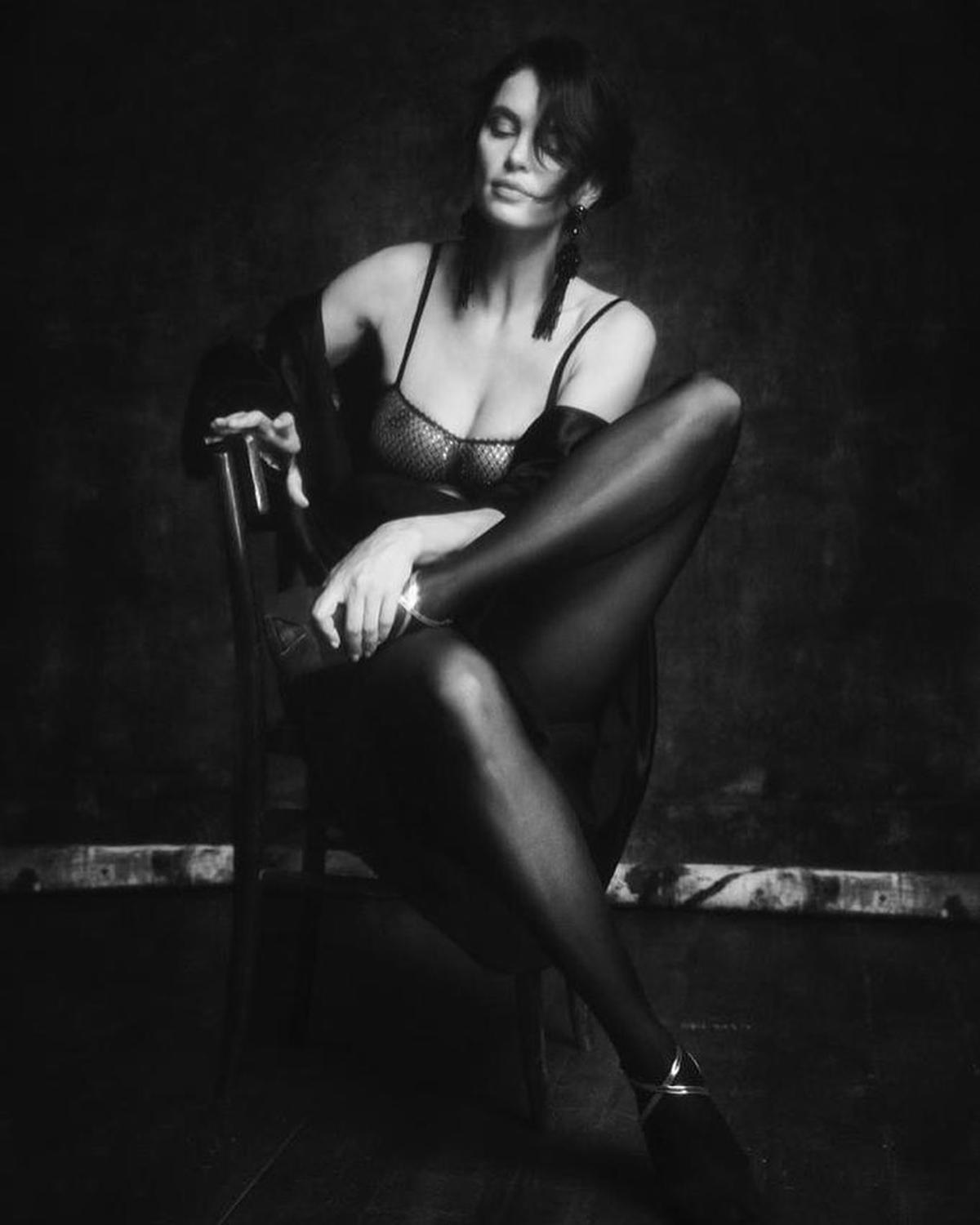 Catrinel Menghia