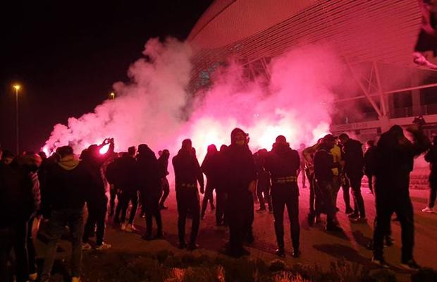 Peluza Sud, mesaj violent după declarațiile lui Gigi Becali: „În Ghencea doar Steaua!”