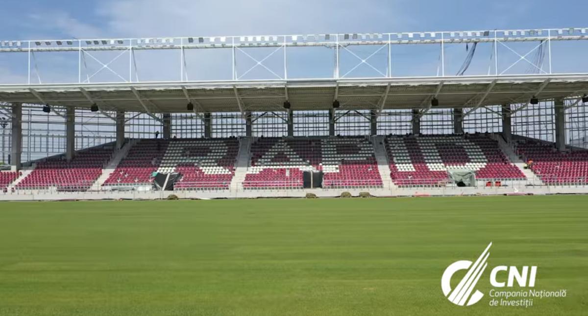 Imagini spectaculoase de la Stadionul Rapid! S-a montat gazonul + imnul echipei a răsunat la stația de amplificare