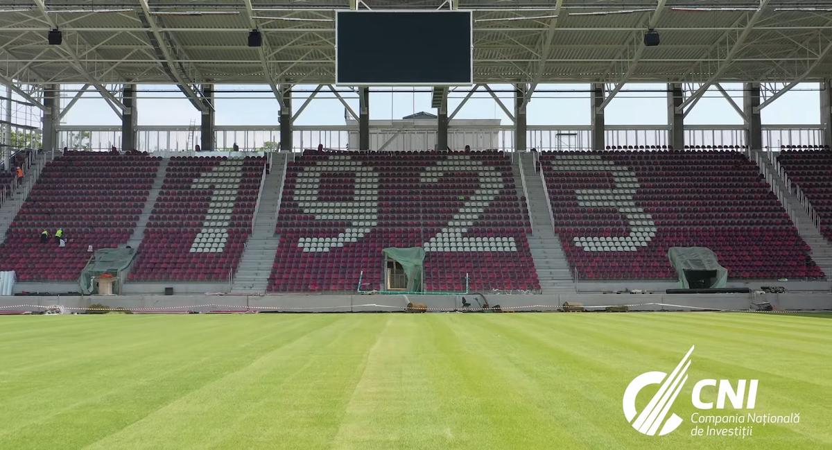 Imagini spectaculoase de la Stadionul Rapid! S-a montat gazonul + imnul echipei a răsunat la stația de amplificare