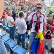 Adrian și Anda Păun, prezenți la meciul care i-a adus primul titlu lui AC Milan după o pauză de 11 ani / Sursă foto: instagram.com/paunadrian95/