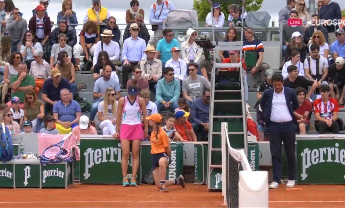 Fanii tenisului s-au revoltat după decizia în cazul Irinei Begu la Roland Garros: „Trebuia descalificată! O urăsc!”