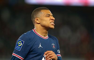 Luis Enrique răsuflă ușurat: „Accidentarea lui Mbappe nu este gravă” » Superstarul lui PSG, înlocuit în minutul 32