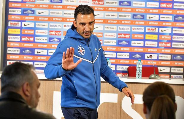 Ironia lui Elias Charalambous pentru contestatari, după ce premierul Marcel Ciolacu a venit la FCSB - Dinamo: „Dacă am fi avut conexiuni, am fi jucat în Ghencea”