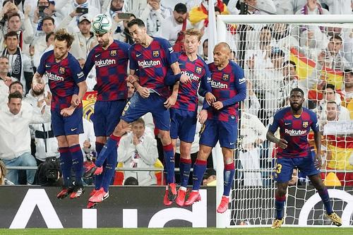 Samuel Umtiti, pe linia porții la Barcelona, foto: Imago