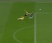 Erori incredibile în semifinala barajului » S-au făcut de râs la TREI goluri din faze care nu anunțau nimic