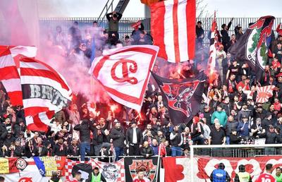 Doboară recordul? Câte bilete au fost vândute pentru barajul dintre Dinamo și FC Argeș