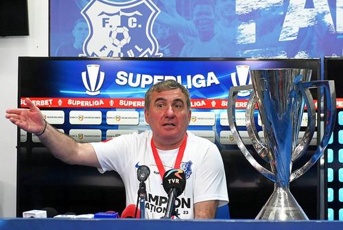 Gică Hagi, antrenorul-finanțator de la Farul // foto: Imago Images