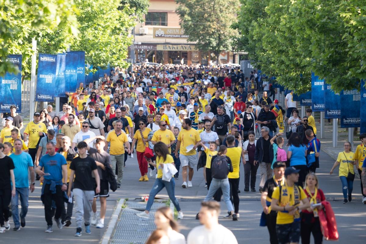 Mii de copii au „invadat” Arena Națională! Jucătorii au rămas WOW: „Nu mă aşteptam la aşa ceva”
