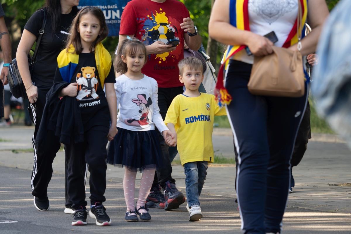Mii de copii au „invadat” Arena Națională! Jucătorii au rămas WOW: „Nu mă aşteptam la aşa ceva”