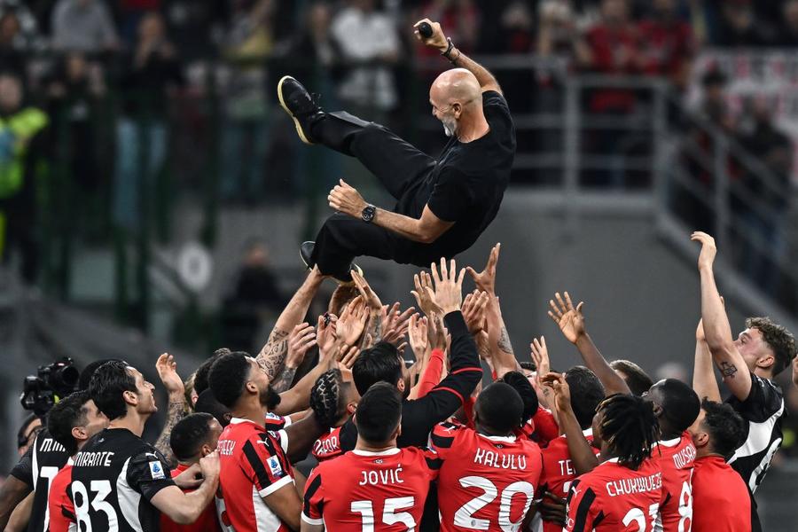 AC Milan și-a ales noul antrenor. Cine îi va succeda lui Stefano Pioli + reacția imediată a tifosilor rossoneri!