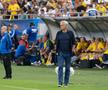 Arena Națională, 25 mai. Meciul de retragere al Generației de Aur, care a învins selecţionata Legendelor Lumii, cu scorul de 3-2. Jose Mourinho a fost în centrul atenției la București FOTO: Ionuț Iordache (GSP)