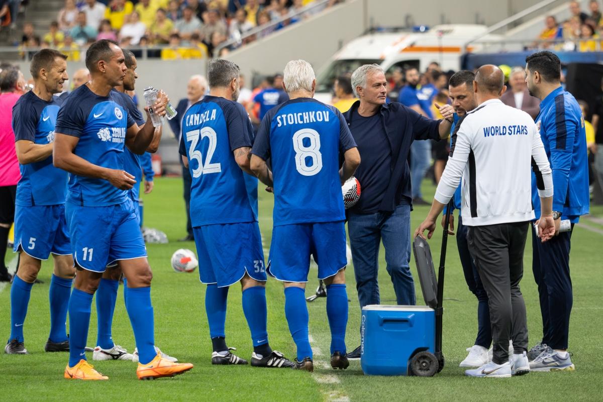 A apărut discursul lui Mourinho cu care i-a cucerit pe jucătorii Generației de Aur: „Două lucruri din inimă vă spun”