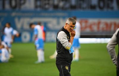 Ioan Ovidiu Sabău, pus la zid pentru decizia care a costat-o pe „U” calificarea: „Nici nu s-a uitat, a pus capul în pământ!”