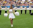 Arena Națională, 25 mai. Meciul de retragere al Generației de Aur, care a învins selecţionata Legendelor Lumii, cu scorul de 3-2. Loredana Groza, show înainte de meci FOTO: Ionuț Iordache (GSP)