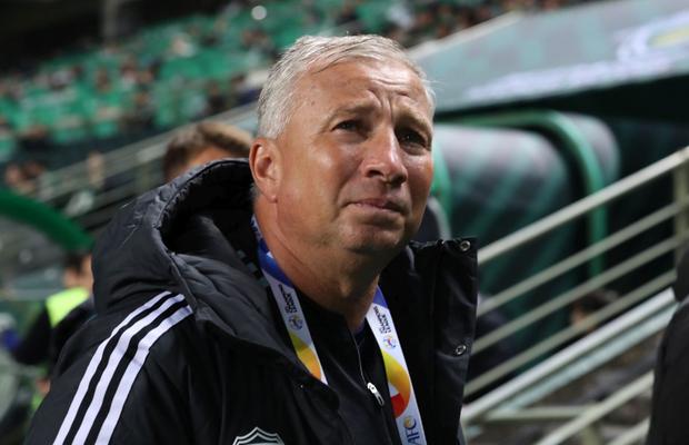 L-a refuzat pe Dan Petrescu și continuă la rivala din Superligă: „Am avut multe alte oferte”