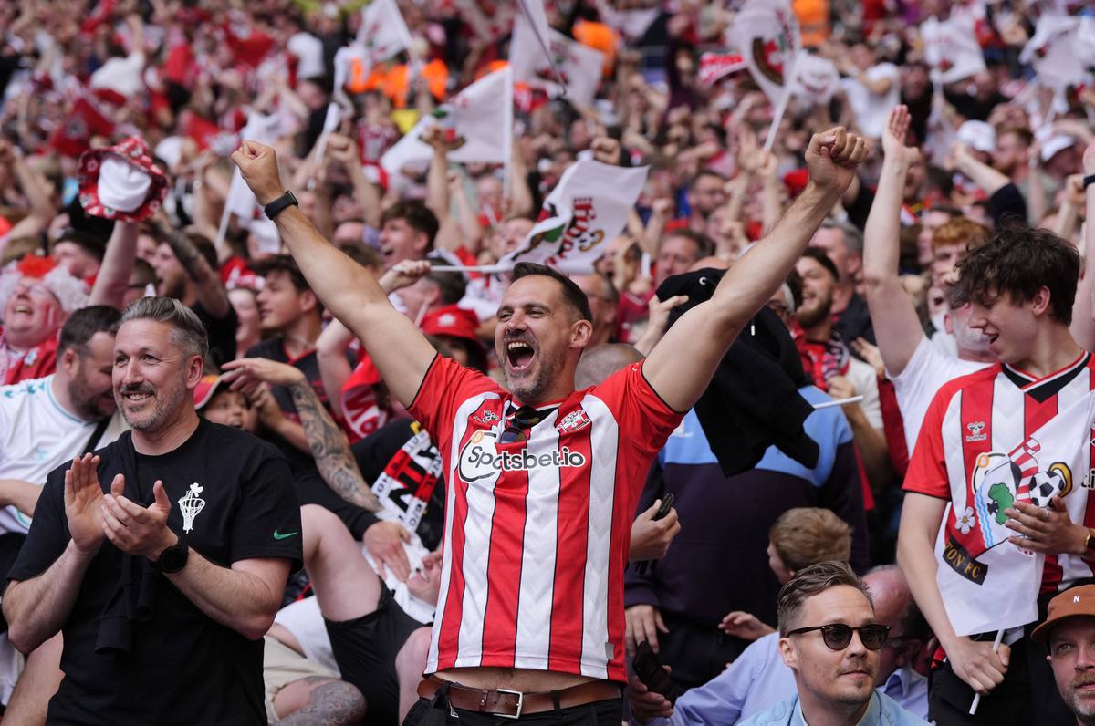 Revenire după un an în Premier League! » Southampton a câștigat cel mai scump meci din istorie: suma aiuritoare pe care o vor încasa „sfinții”