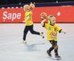Băiatul islandezului Ymir Orn Gislason (26 de ani) a coborât pe parchet la Final Four-ul de la Hamburg / FOTO: Cristi Preda (GSP.ro)