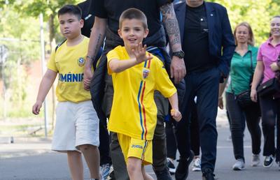 Mii de copii au „invadat” Arena Națională! Jucătorii au rămas WOW: „Nu mă aşteptam la aşa ceva”