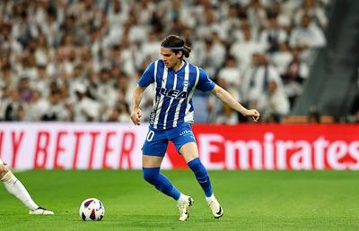 Ianis, plecare discretă de la Alaves. Modest la 1-1 cu Las Palmas