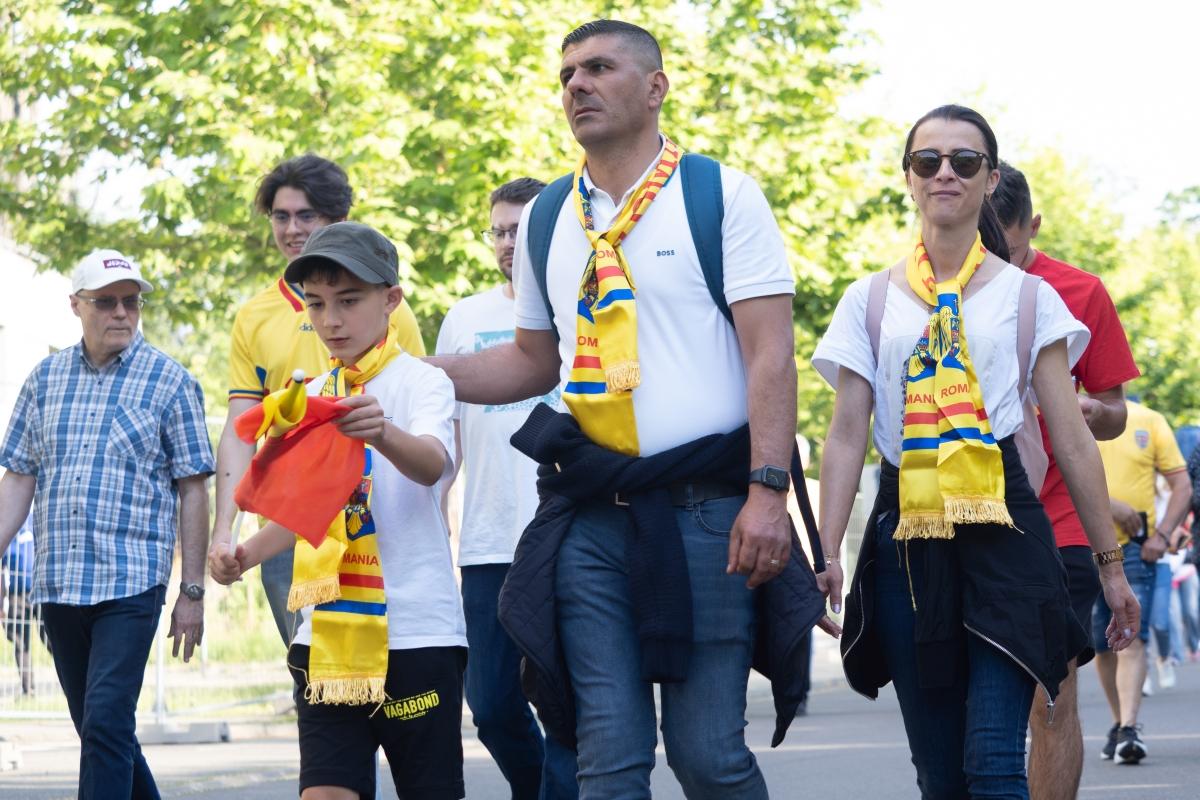 Mii de copii au „invadat” Arena Națională! Jucătorii au rămas WOW: „Nu mă aşteptam la aşa ceva”