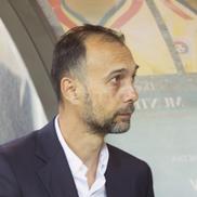 Arena Națională, 25 mai. Meciul de retragere al Generației de Aur, care a învins selecţionata Legendelor Lumii, cu scorul de 3-2. Fostul arbitrul Teo Crăciunescu a fost prezent la stadion FOTO: Ionuț Iordache (GSP)