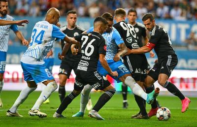 Trei decizii-cheie au dinamitat finalul din U Craiova - U Cluj » Marcel Bârsan a dictat două lovituri de la 11 metri și a anulat un gol. Verdictul specialistului