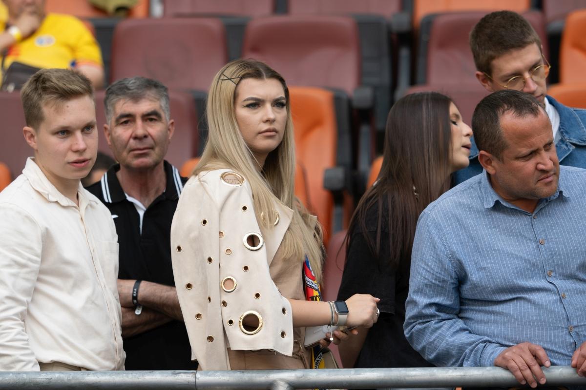 Mii de copii au „invadat” Arena Națională! Jucătorii au rămas WOW: „Nu mă aşteptam la aşa ceva”