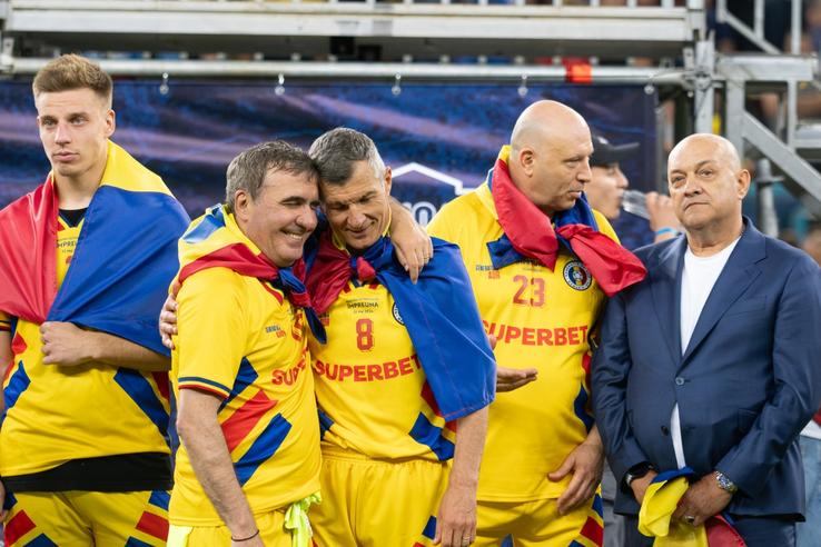 Arena Națională, 25 mai. Meciul de retragere al Generației de Aur, care a învins selecţionata Legendelor Lumii, cu scorul de 3-2 FOTO: Ionuț Iordache (GSP)