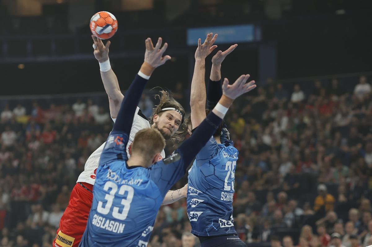 Cele mai spectaculoase imagini din Dinamo - Rhein-Neckar Lowen