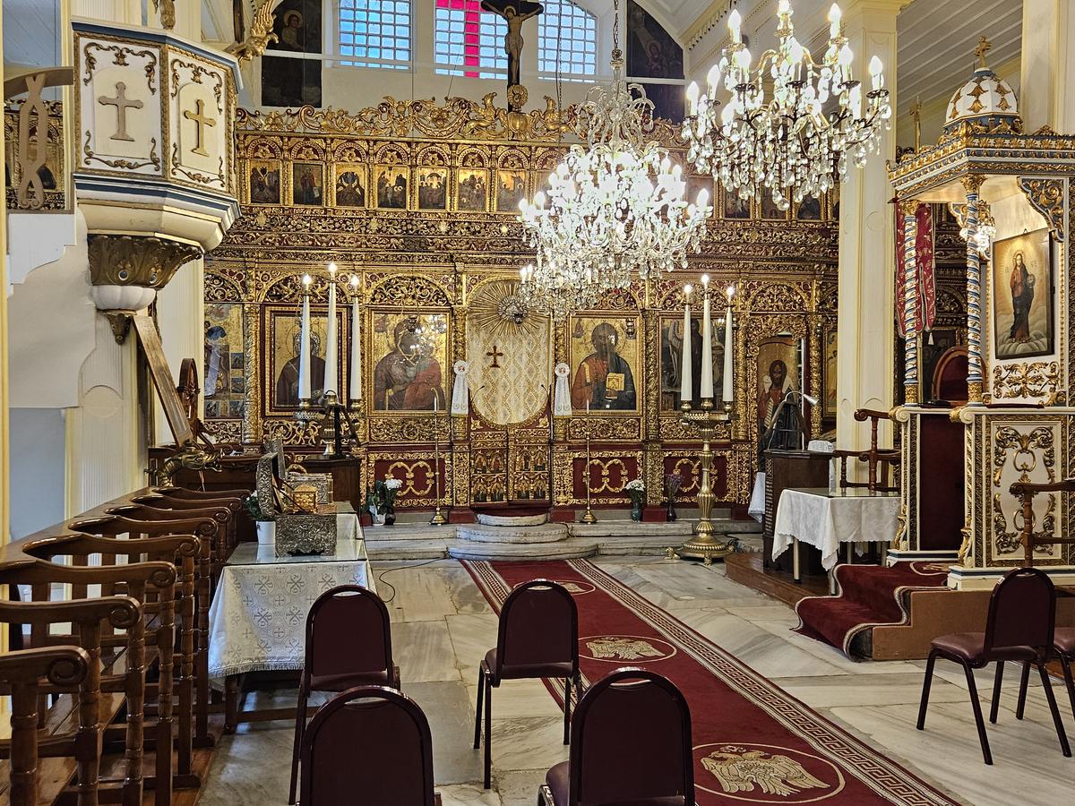 Părintele Sergiu Vlad de la Istanbul
