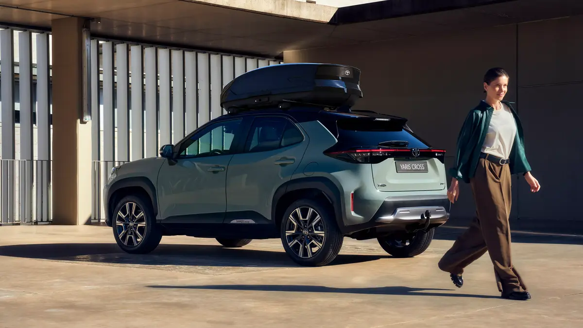 Volkswagen T-Roc și Toyota Yaris Cross