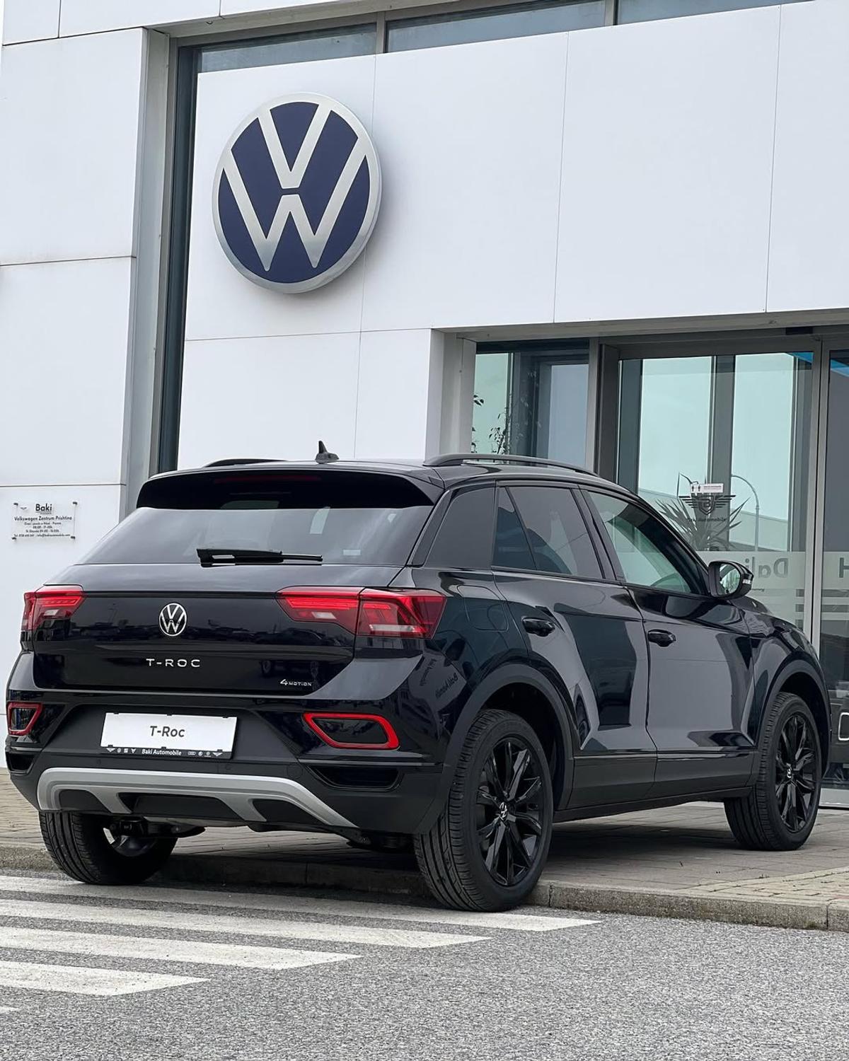 Volkswagen T-Roc și Toyota Yaris Cross