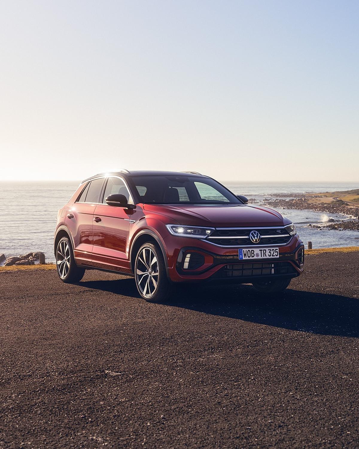 Volkswagen T-Roc și Toyota Yaris Cross