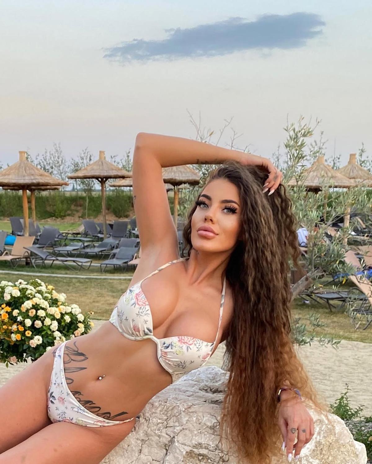 Roxana Buzoiu