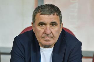 Hagi, la ultima încercare » Selecționerul a pus mâna pe telefon pentru a-l convinge pe fotbalist să se prezinte la lot!