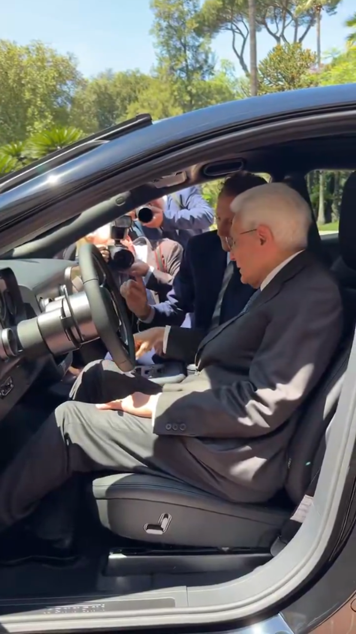 Ferrari a prezentat primul model electric din istorie