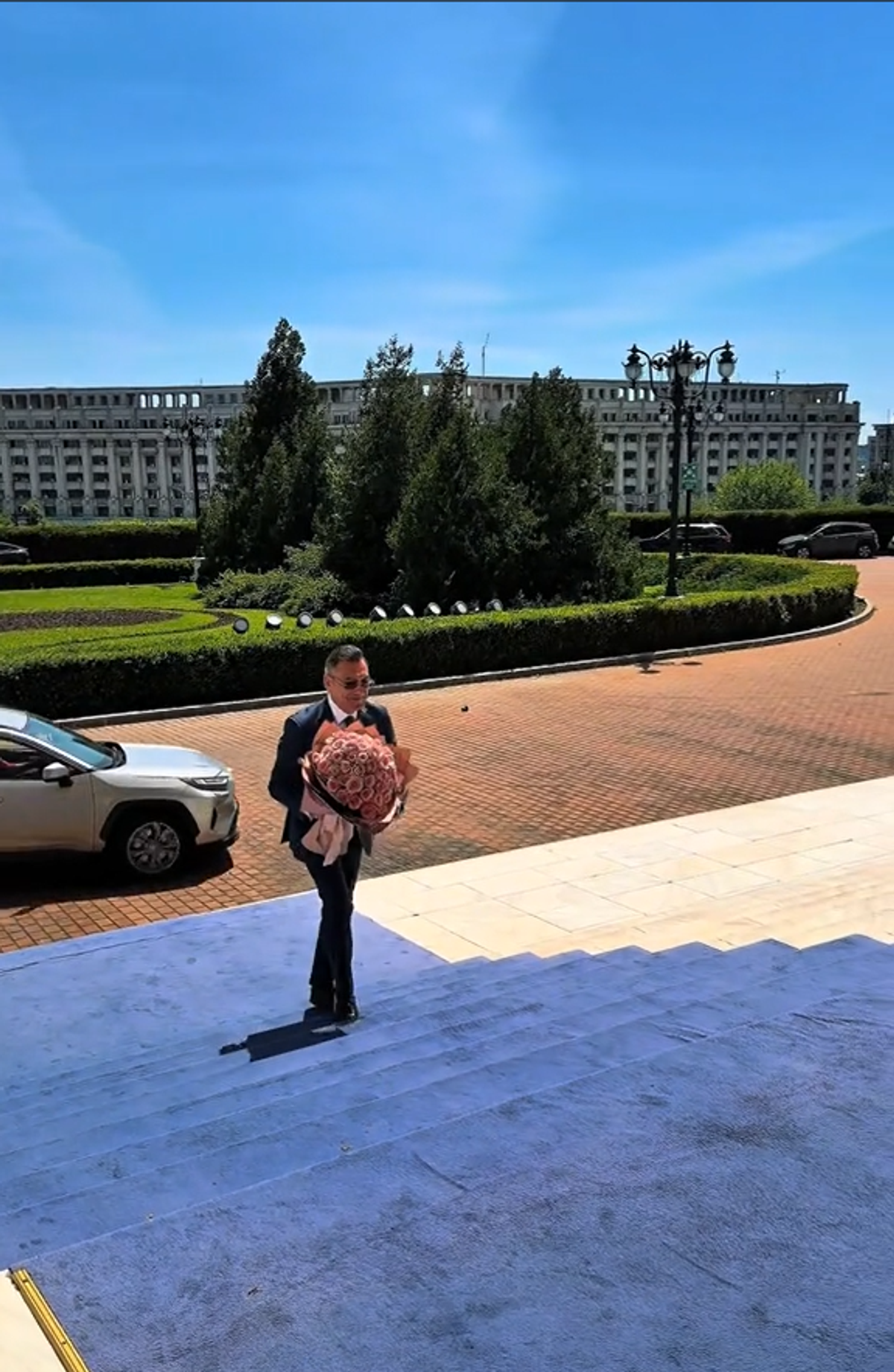 Ilie Dumitrescu i-a fost alături fiicei lui la ceremonia de absolvire a facultății: „Am trăit niște momente de nedescris”