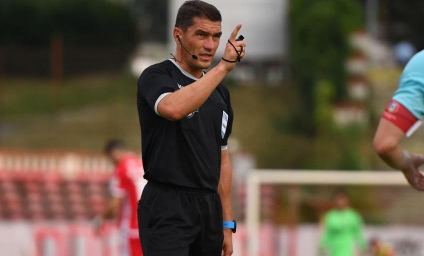 Istvan Kovacs, 35 de ani, e plasat la UEFA în cea mai valoroasă categorie a „centralilor